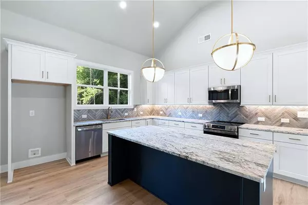 150 Red Maple LN, Blairsville, GA 30512