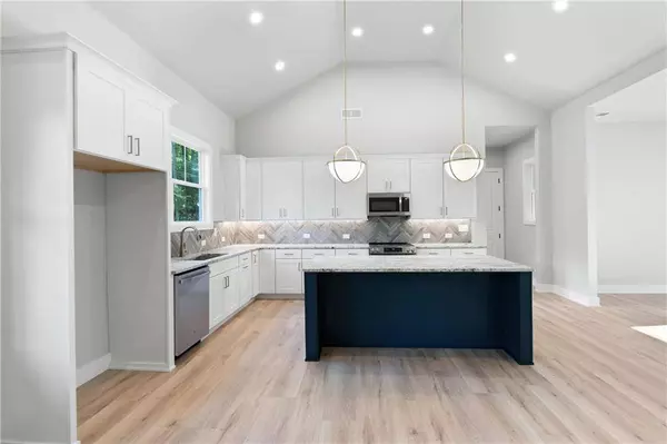 150 Red Maple LN, Blairsville, GA 30512