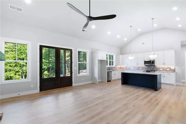 150 Red Maple LN, Blairsville, GA 30512