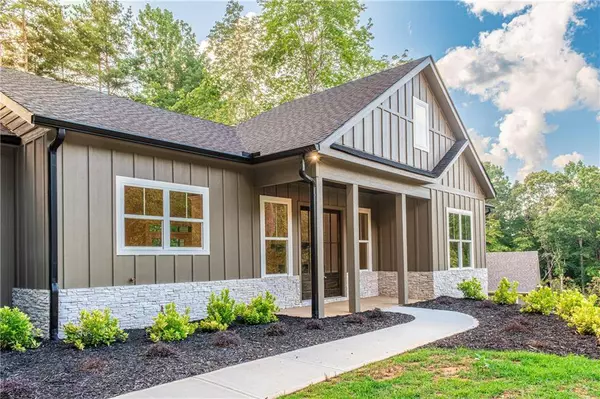 150 Red Maple LN, Blairsville, GA 30512