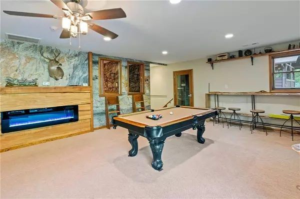 7022 Aska RD, Blue Ridge, GA 30513