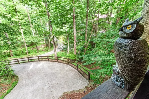 341 Valley View RD, Ellijay, GA 30536