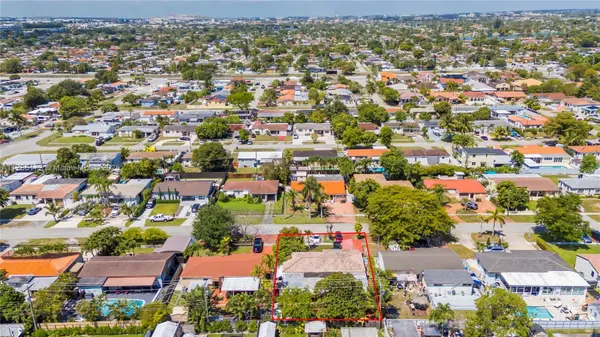 5801 W 2nd Ct, Hialeah, FL 33012