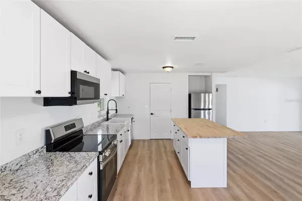 4477 SHADY LN, Port Charlotte, FL 33980