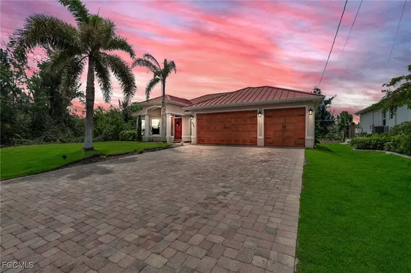 3326 SW 8th ST, Cape Coral, FL 33991