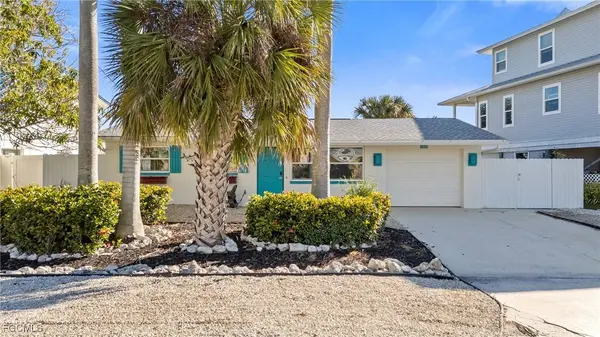 11828 Island AVE, Matlacha, FL 33993