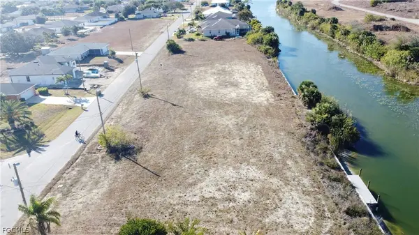 2300 NE 13th AVE, Cape Coral, FL 33909