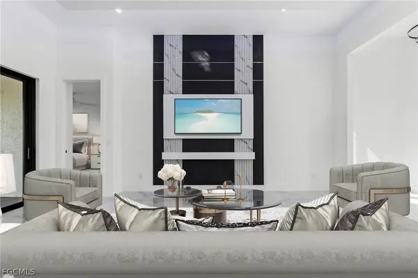 1030 NE 2nd AVE, Cape Coral, FL 33909