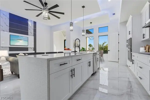 1030 NE 2nd AVE, Cape Coral, FL 33909