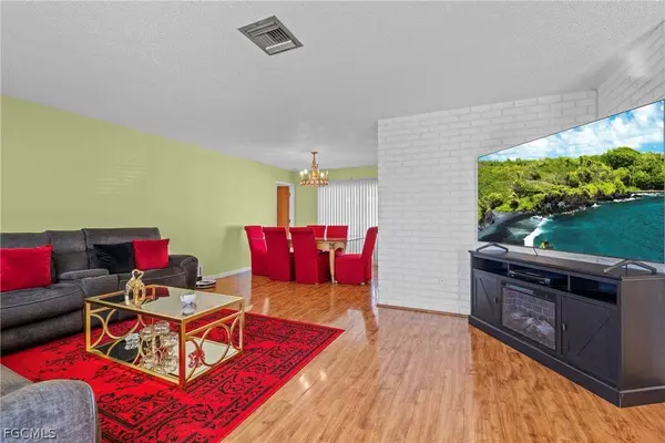 730 Bering AVE S, Lehigh Acres, FL 33974