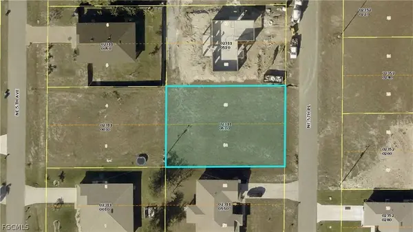 2524 NE 5th PL, Cape Coral, FL 33909