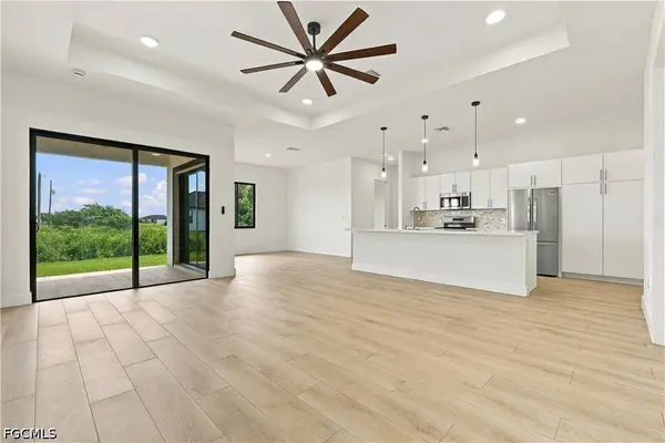9054 Lamkin CIR, Labelle, FL 33935