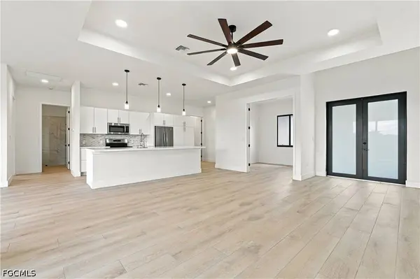 9054 Lamkin CIR, Labelle, FL 33935