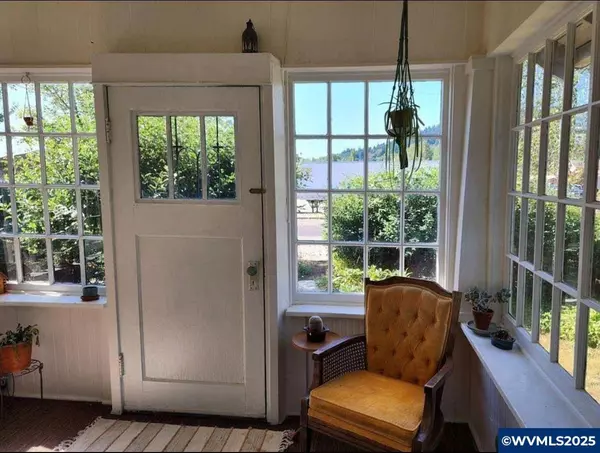 803 Main St, Philomath, OR 97370