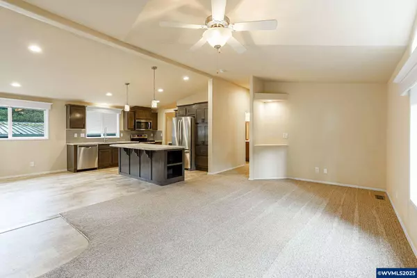 2125 Nocturne Ct SE SE, Salem, OR 97306