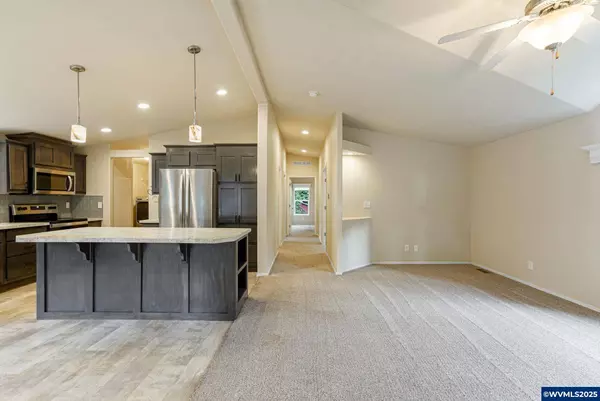 2125 Nocturne Ct SE SE, Salem, OR 97306