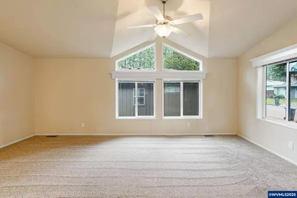 2125 Nocturne Ct SE SE, Salem, OR 97306