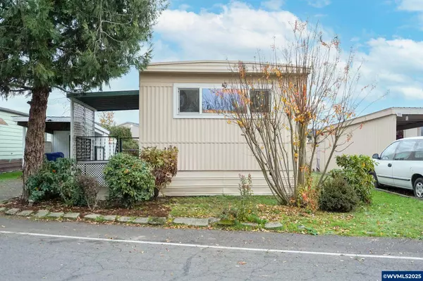 148 Clearwater Av NE NE, Salem, OR 97301