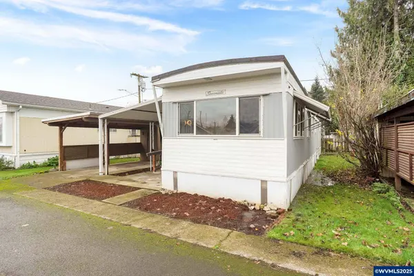 4882 Lancaster #12 Dr NE NE, Salem, OR 97305