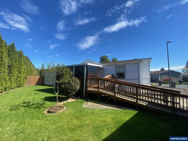 830 Main #12 St, Mt Angel, OR 97362