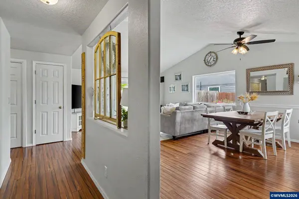 695 9th St, Aumsville, OR 97325