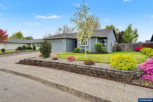 695 9th St, Aumsville, OR 97325