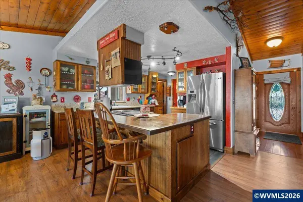 500 8th St, Aumsville, OR 97325