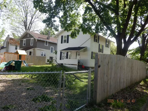 940 Albert Avenue, Kalamazoo, MI 49048