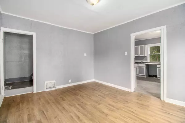 1850 S Burdick Street, Kalamazoo, MI 49001