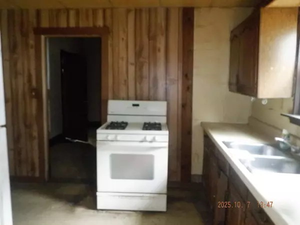 521 Edwin Avenue, Kalamazoo, MI 49048