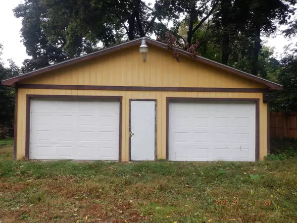 521 Edwin Avenue, Kalamazoo, MI 49048