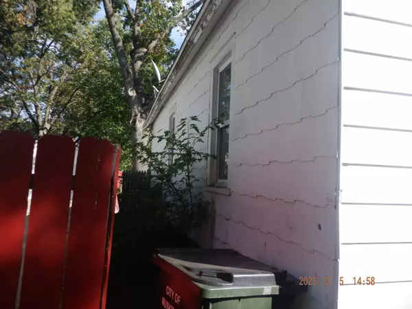 1768 Elwood Street, Muskegon, MI 49442