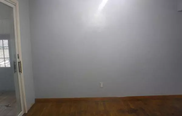 13084 Hoyt Drive, Battle Creek, MI 49014