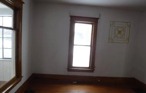 919 4th Street, Three Rivers, MI 49093