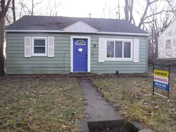 209 Wallace Avenue, Kalamazoo, MI 49048