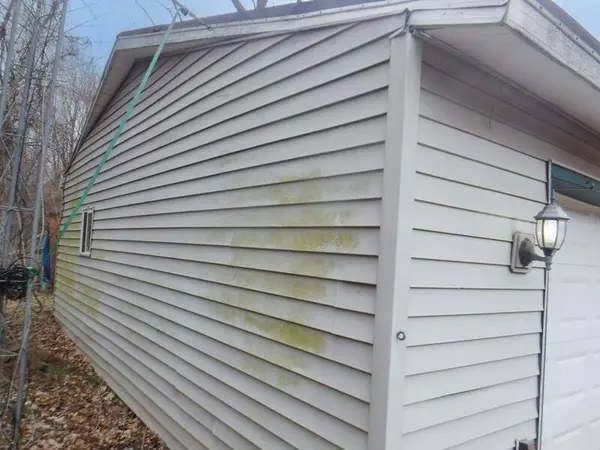 41704 6th Avenue, Bloomingdale, MI 49026