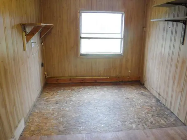 41704 6th Avenue, Bloomingdale, MI 49026