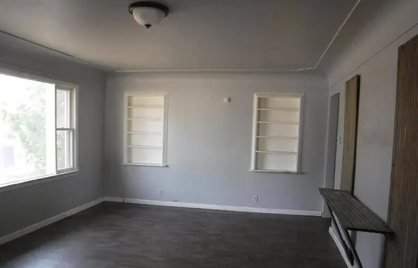 206 Clark Street, Decatur, MI 49045