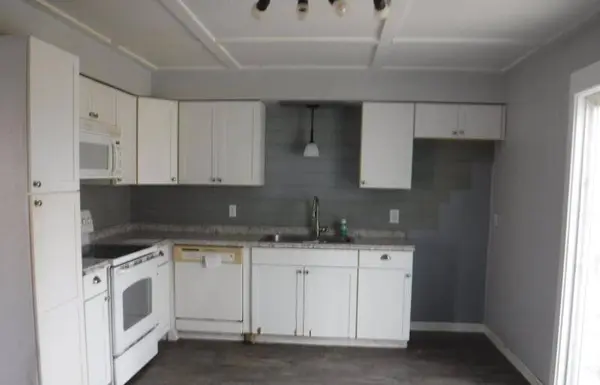 206 Clark Street, Decatur, MI 49045