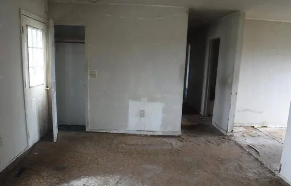 30450 M 152, Dowagiac, MI 49047
