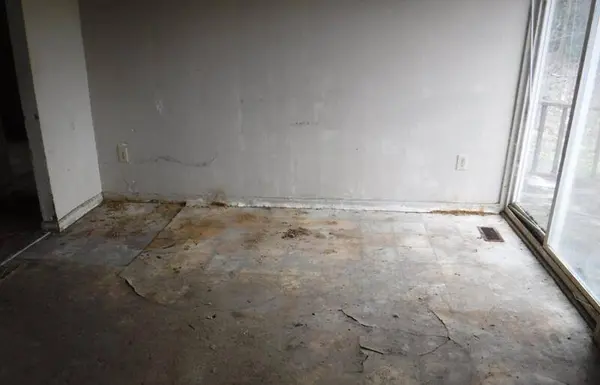30450 M 152, Dowagiac, MI 49047