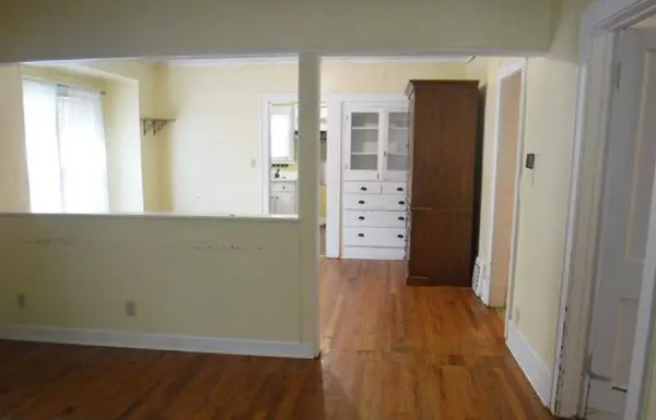 2726 E Main Street, Kalamazoo, MI 49048