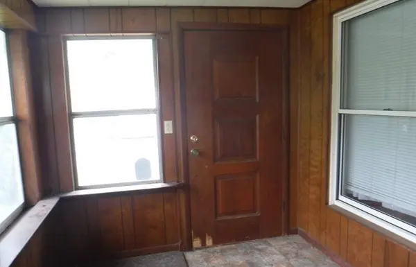 2726 E Main Street, Kalamazoo, MI 49048