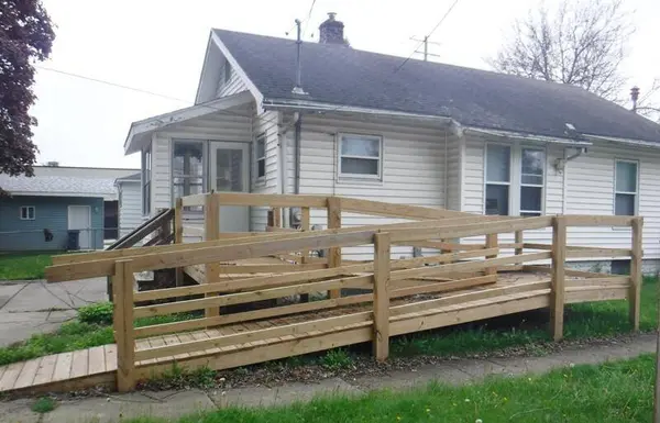2726 E Main Street, Kalamazoo, MI 49048