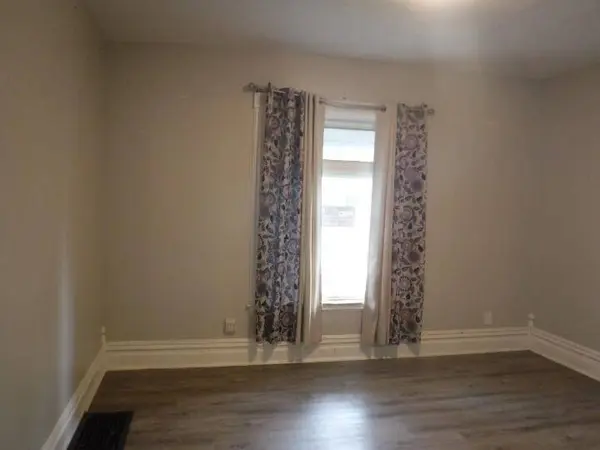 1212 Washington Avenue, Kalamazoo, MI 49001
