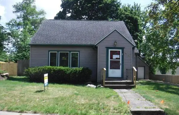 218 Amos Avenue, Portage, MI 49002