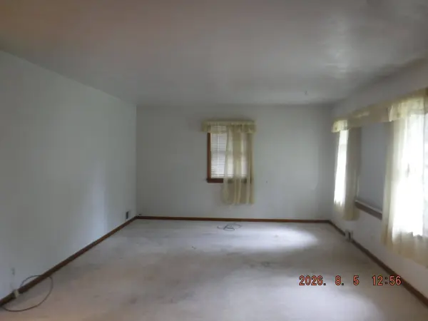 241 Jamesway, Benton Harbor, MI 49022