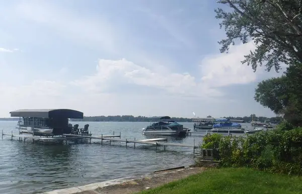 2918 E Shore Drive, Portage, MI 49002