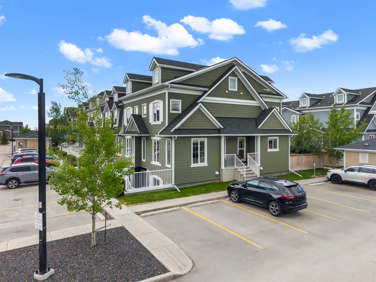 2400 Ravenswood Vw SE #1017, Airdrie, AB T4A 0V7