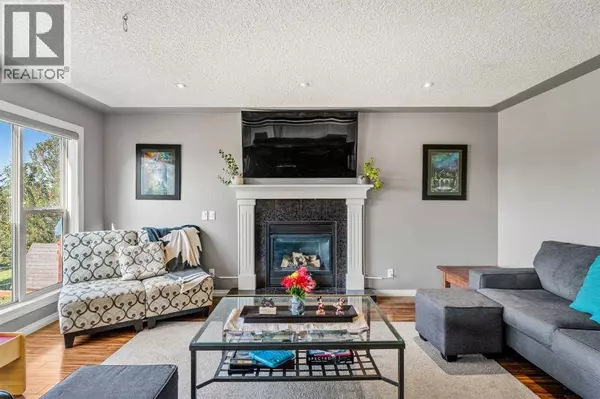 216 Stonegate Place NW, Airdrie, AB T4B2P3